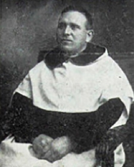 carmeliteshield02 450