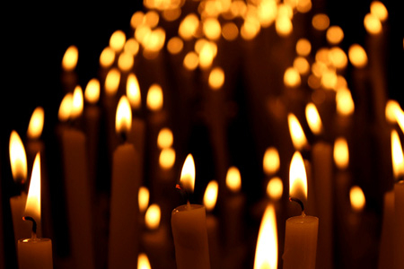 Celebrando in Casa - Commemorazione di tutti i fedeli defunti