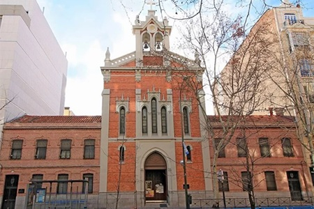 Fachada del Monasterio de Nuestra Señora de las Maravillas de Madrid, España
